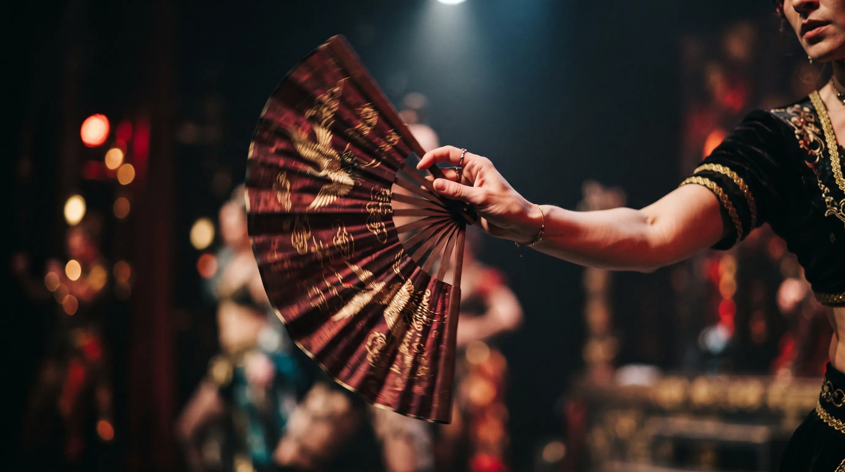 Durable Folding Fans for Repeated Performance Use