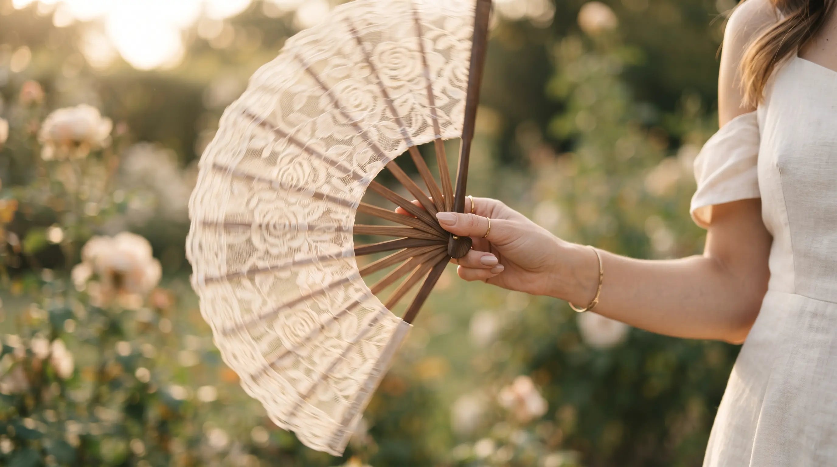 How Folding Fans Enhance Movement & Expression